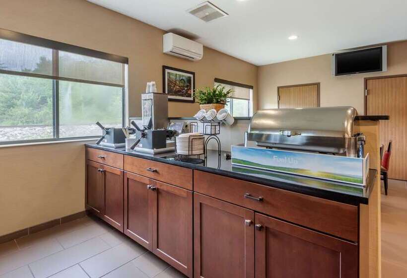 Отель Comfort Inn Ellsworth  Bar Harbor