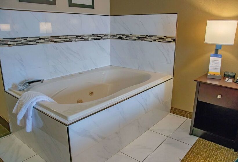 فندق Comfort Inn Huntington Near University