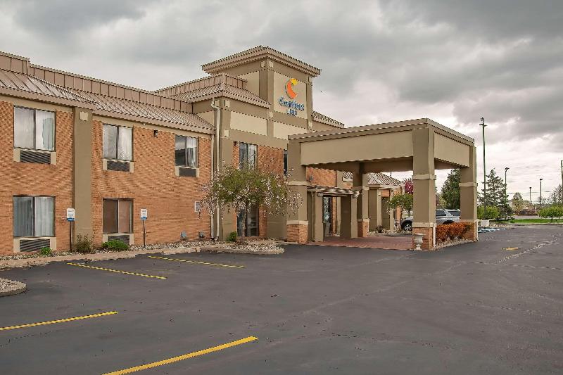 فندق Comfort Inn Huntington Near University