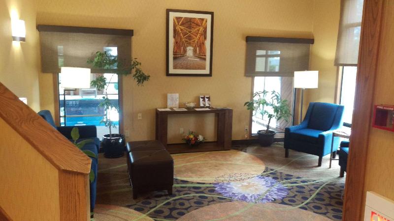 فندق Comfort Inn Huntington Near University