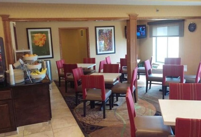 فندق Comfort Inn Huntington Near University