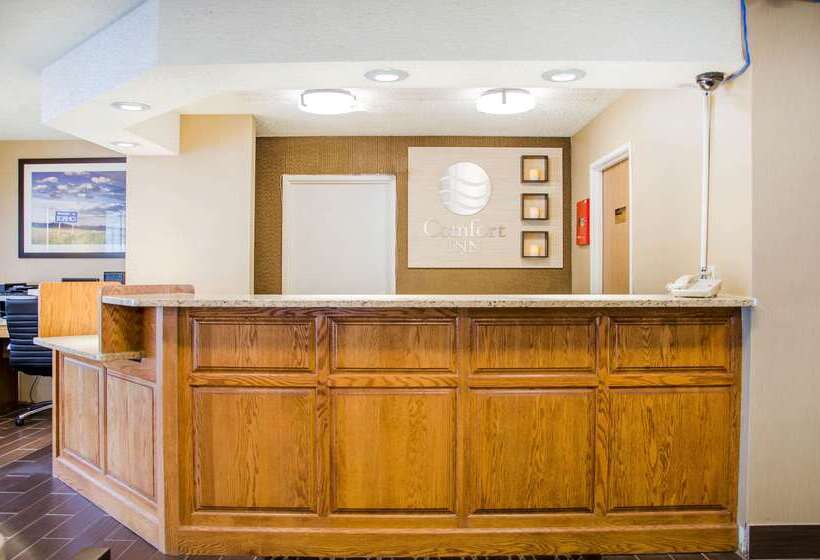 בית מלון כפרי Comfort Inn