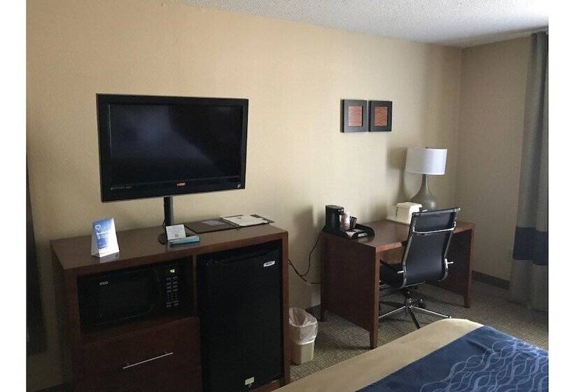 فندق Comfort Inn