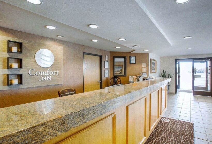 בית מלון כפרי Comfort Inn Marina On The Monterey Bay