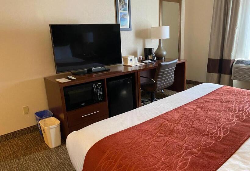 בית מלון כפרי Comfort Inn Marina On The Monterey Bay