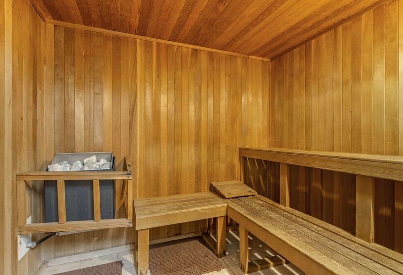 בית מלון כפרי Comfort Inn Marina On The Monterey Bay