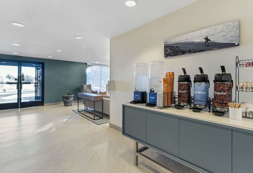 בית מלון כפרי Comfort Inn Marina On The Monterey Bay