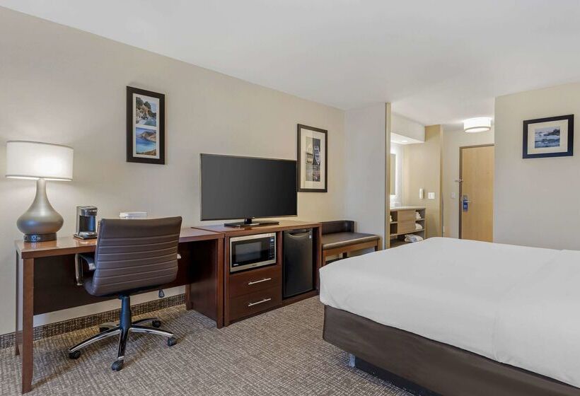 בית מלון כפרי Comfort Inn Marina On The Monterey Bay