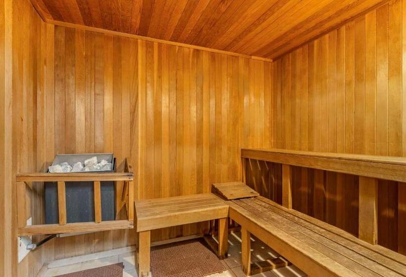 בית מלון כפרי Comfort Inn Marina On The Monterey Bay