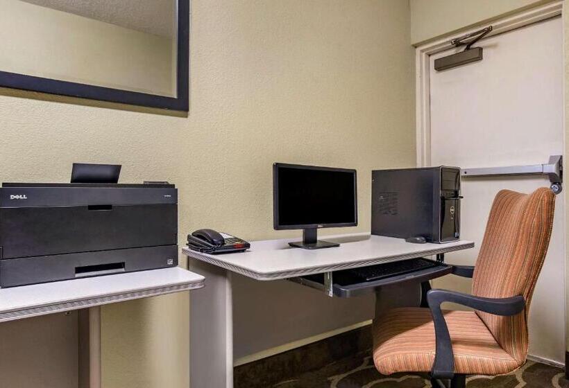 فندق Comfort Inn