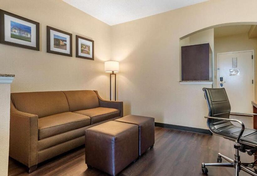 فندق Comfort Inn