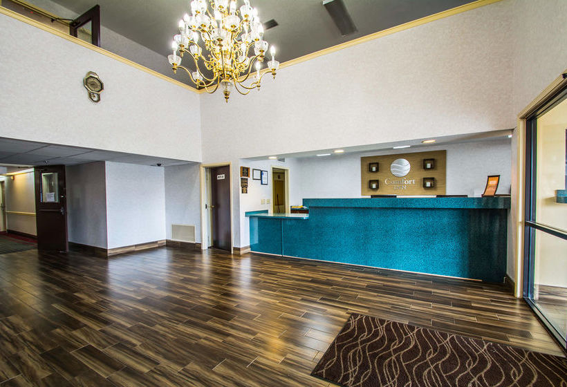 فندق Super 8 By Wyndham Montgomery I65