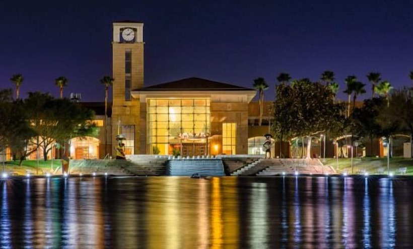 هتل Shary Inn And Suites