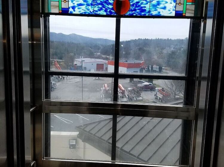 فندق Comfort Inn North Of Asheville