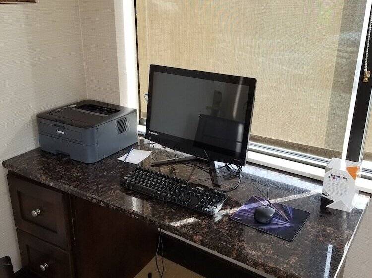 فندق Comfort Inn North Of Asheville