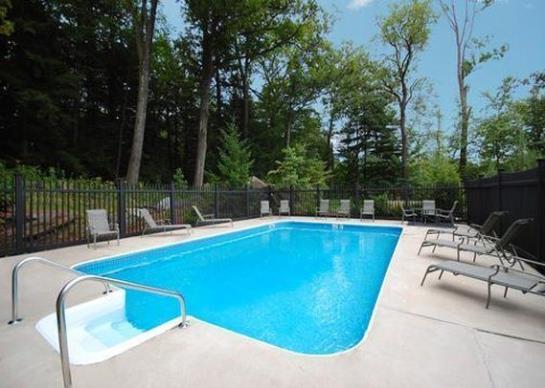 ホテル Holiday Inn Express Pittsfield Berkshires By Ihg