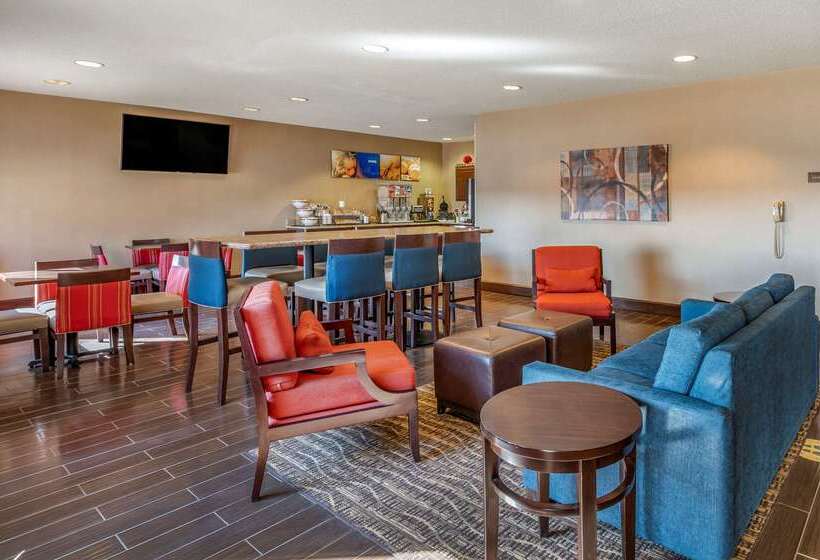 בית מלון כפרי Comfort Inn Shelbyville North