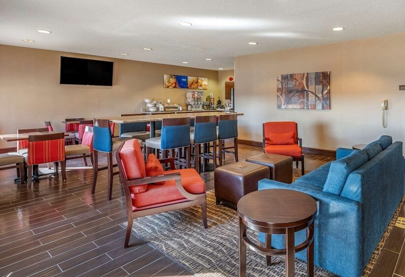 בית מלון כפרי Comfort Inn Shelbyville North