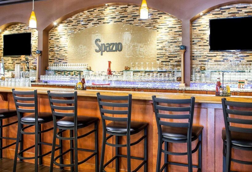 호텔 Comfort Inn St. Louis Westport Event Center