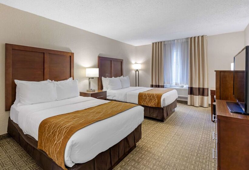 호텔 Comfort Inn St. Louis Westport Event Center