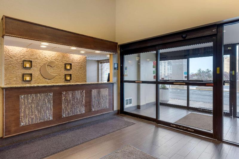 호텔 Comfort Inn St. Louis Westport Event Center