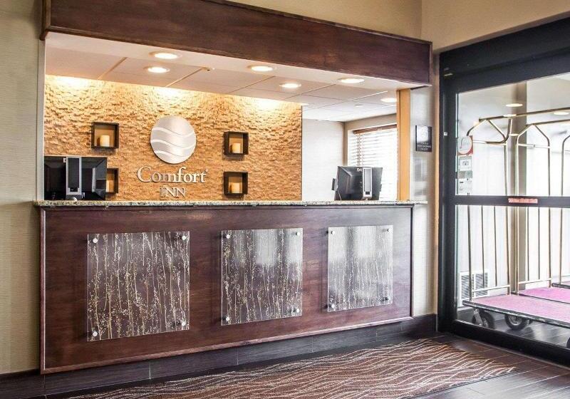 호텔 Comfort Inn St. Louis Westport Event Center