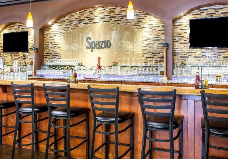 호텔 Comfort Inn St. Louis Westport Event Center