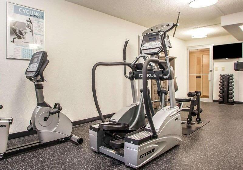 호텔 Comfort Inn St. Louis Westport Event Center