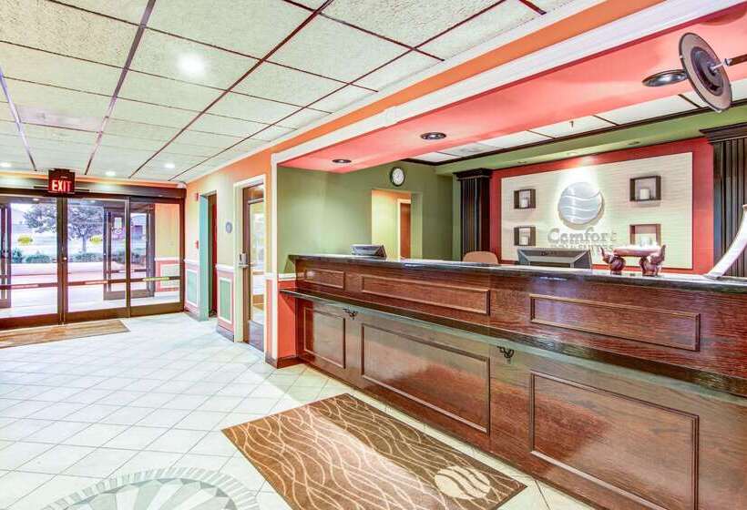 فندق Comfort Inn & Suites