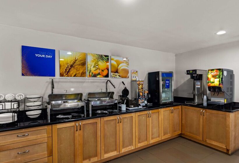 فندق Comfort Inn & Suites