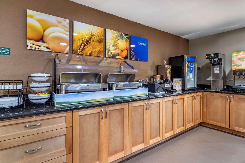 فندق Comfort Inn & Suites