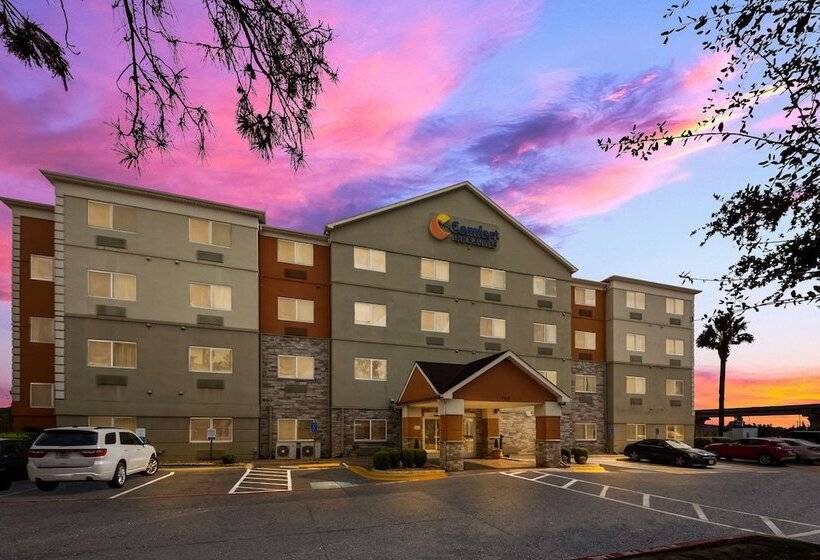 فندق Comfort Inn & Suites