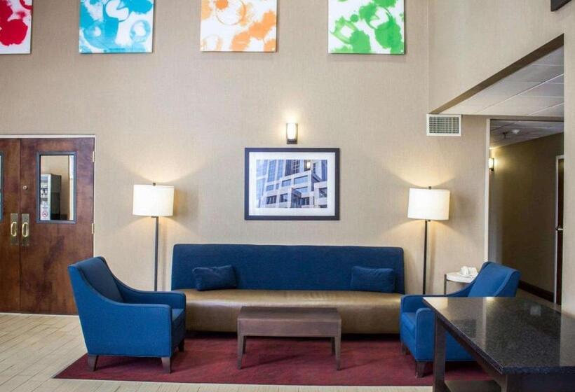 호텔 Comfort Inn & Suites Fuquay Varina