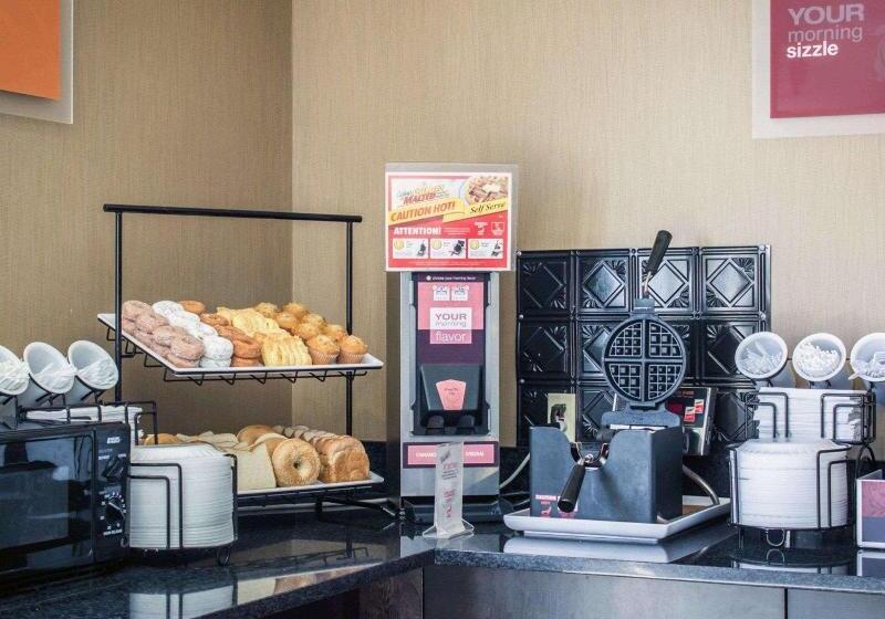 호텔 Comfort Inn & Suites Fuquay Varina