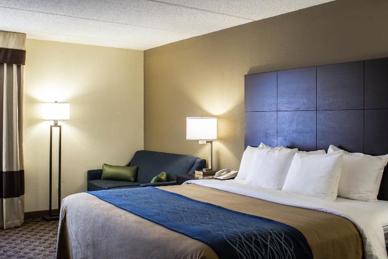 호텔 Comfort Inn & Suites Fuquay Varina