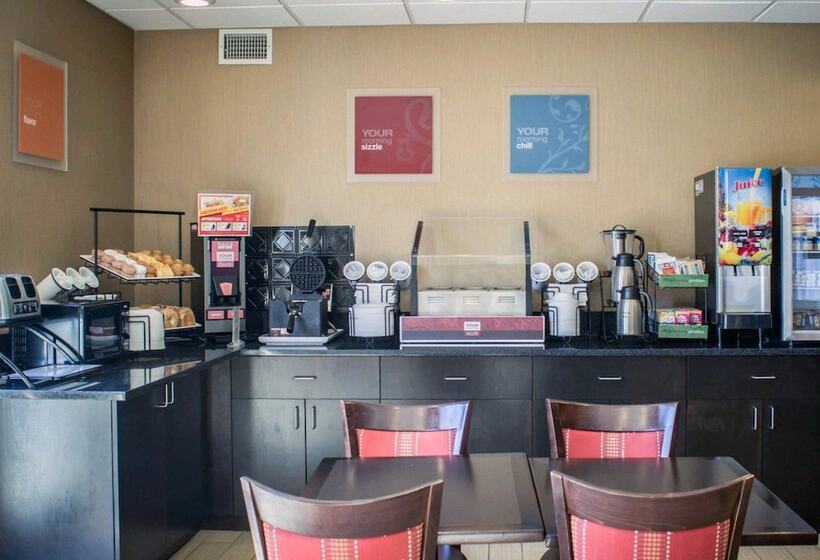 호텔 Comfort Inn & Suites Fuquay Varina