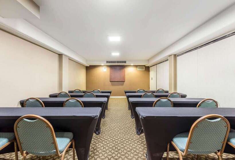 호텔 Comfort Inn & Suites Knoxville West