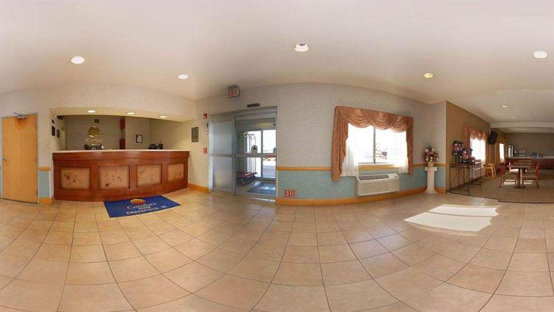 هتل Comfort Inn & Suites North Greenfield