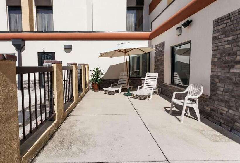 ホテル Comfort Inn & Suites Statesville  Mooresville