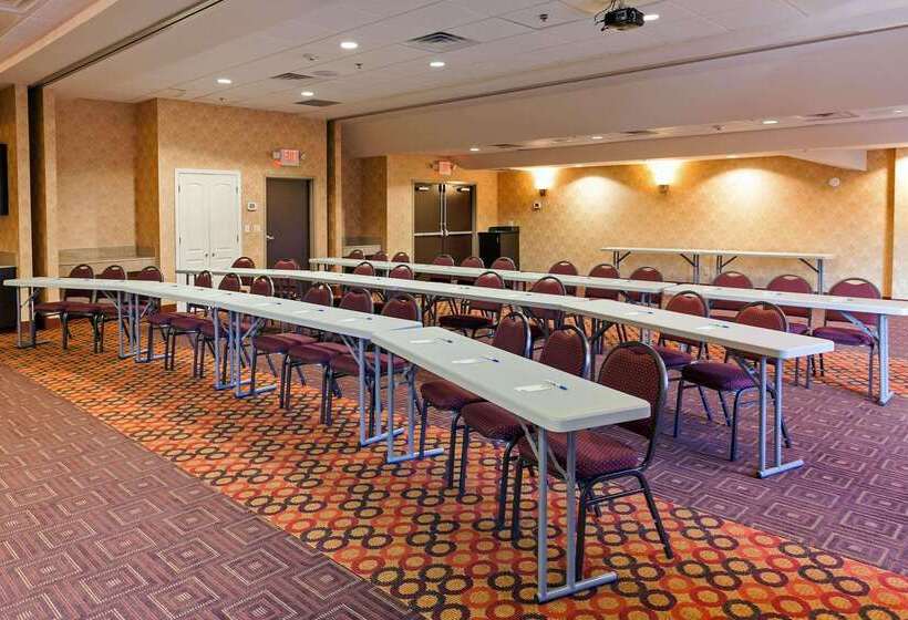 בית מלון כפרי Comfort Inn & Suites Statesville  Mooresville