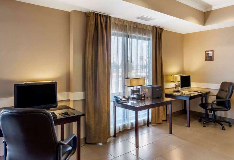 Отель Comfort Inn & Suites Tooelesalt Lake City