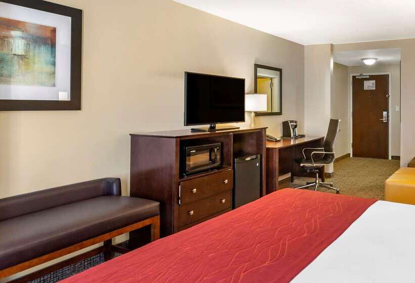 Отель Comfort Inn & Suites Tooelesalt Lake City