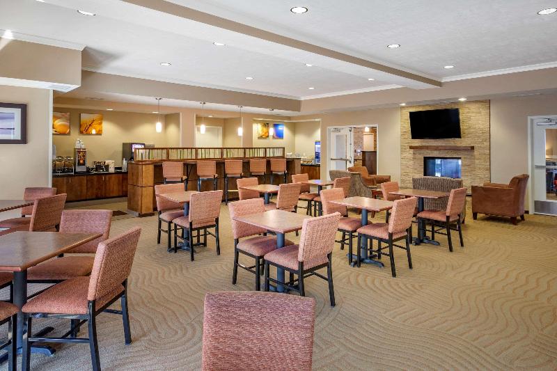 Отель Comfort Inn & Suites Tooelesalt Lake City