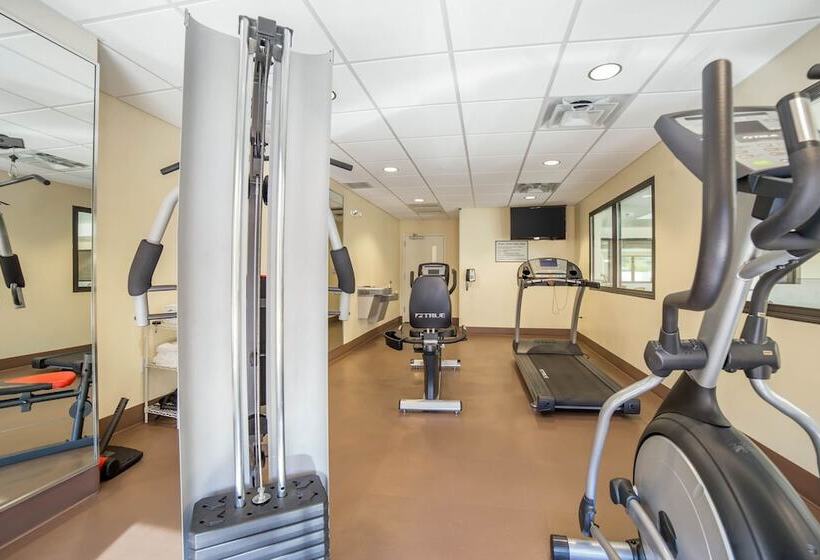 Отель Comfort Inn & Suites Tooelesalt Lake City