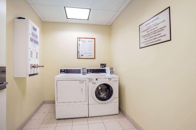 Отель Comfort Inn & Suites Tooelesalt Lake City