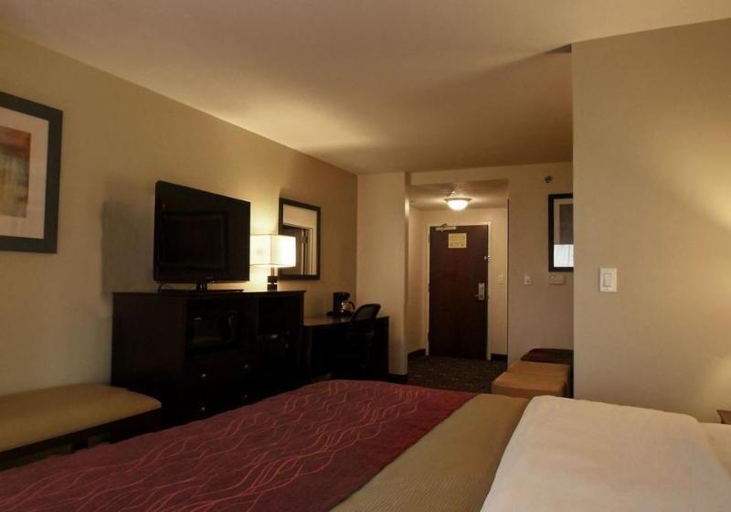 Отель Comfort Inn & Suites Tooelesalt Lake City