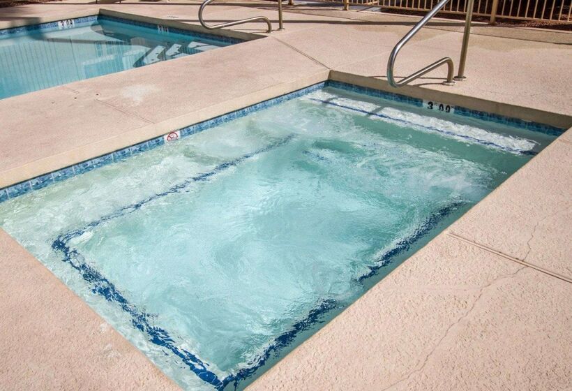 هتل Comfort Inn West Phoenix At 27th Ave And I I0