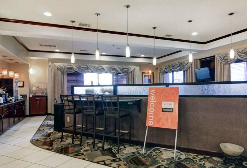 ホテル Comfort Suites Fort Stockton