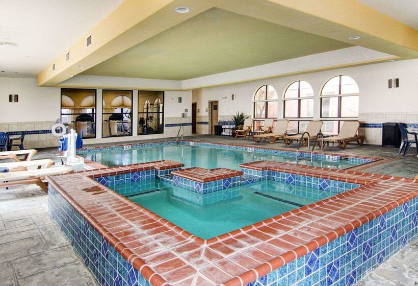 ホテル Comfort Suites Fort Stockton