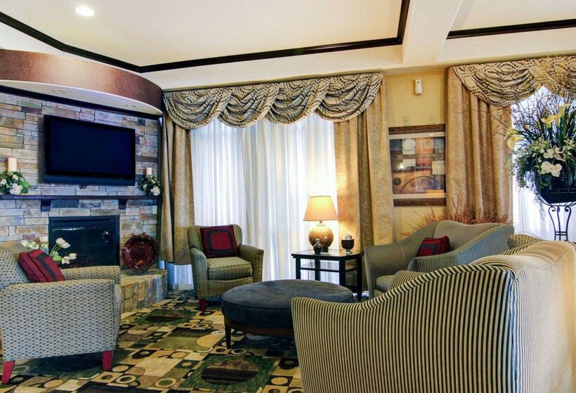 ホテル Comfort Suites Fort Stockton